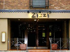 Zizzi - Fotografia de Origem desconhecida